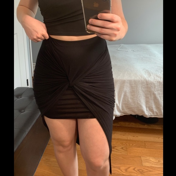 High-low skirt - Picture 1 of 2